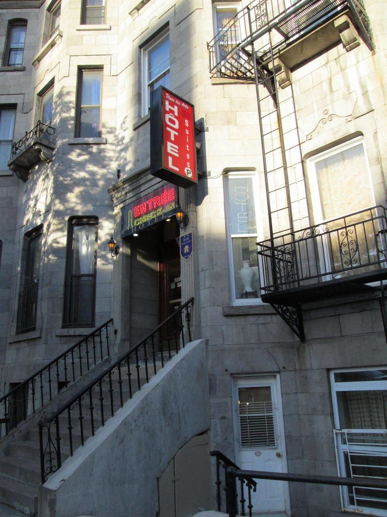 Hotel & Suites Place Des Arts 몬트리올 외부 사진